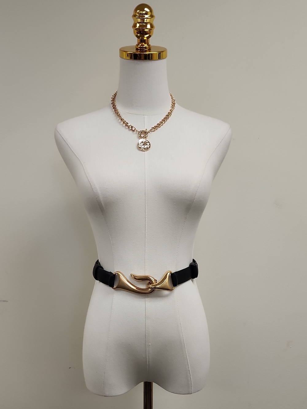 Chico's Black Leather Gold Buckle Belt M/L Adjustable